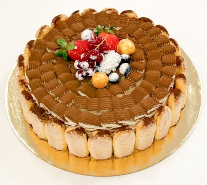 Tiramisu Cake